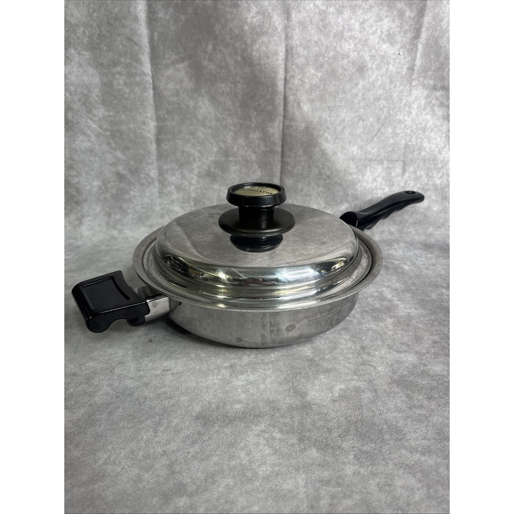 Kitchen Craft West Bend 10 Inch Freedom‎ Skillet With Lid Excellent